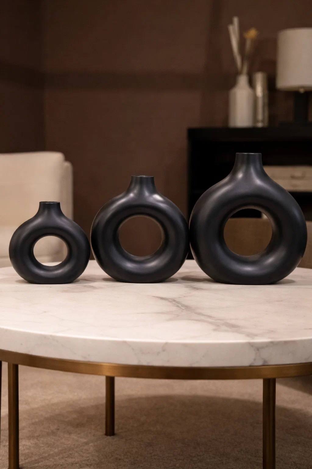 3pc black donut vase (1) 3 Piece Black Donut Vase - Image 1